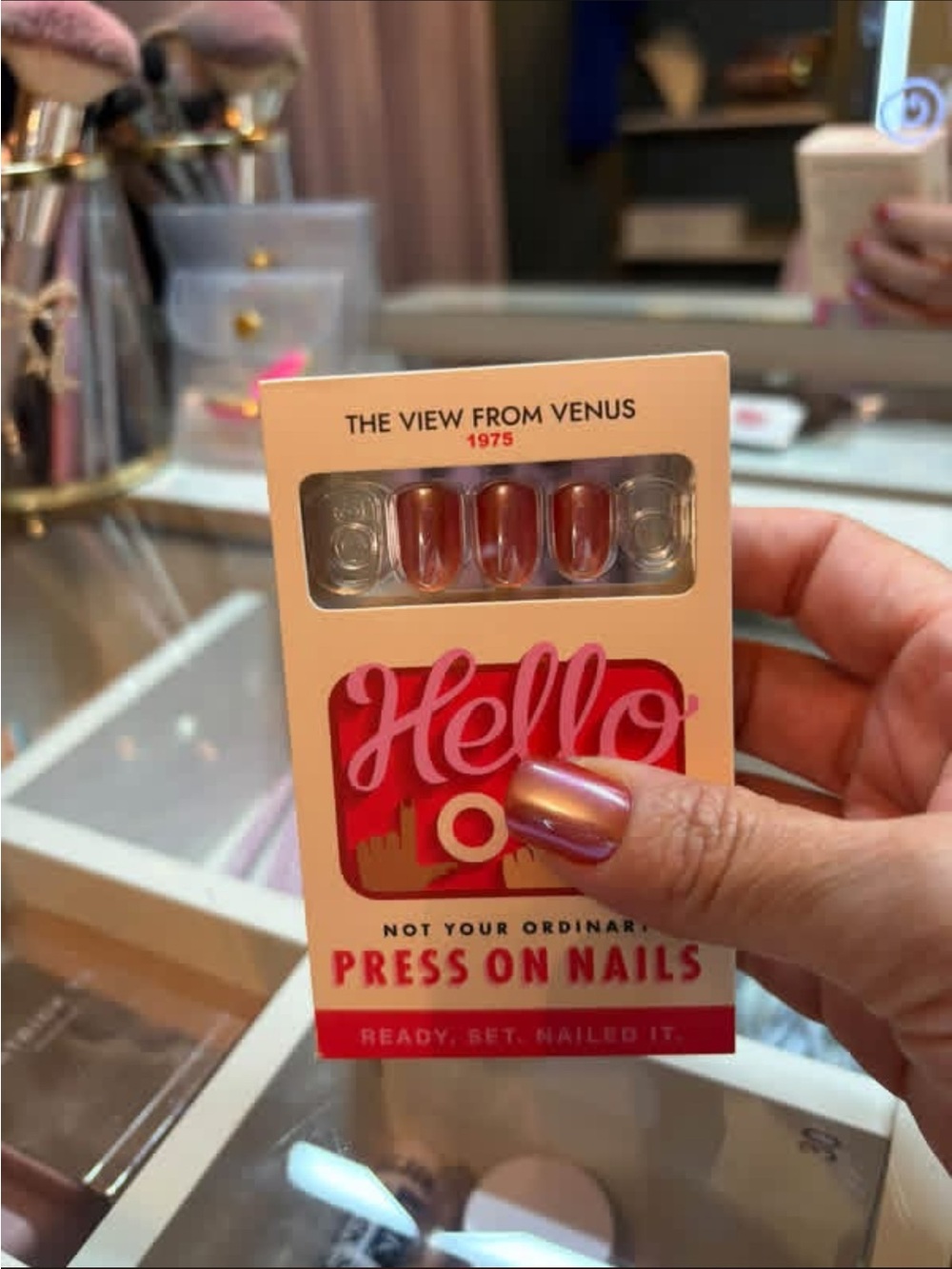 Press-On Nails - The View From Venus (Pink Shimmer)
Partial set
